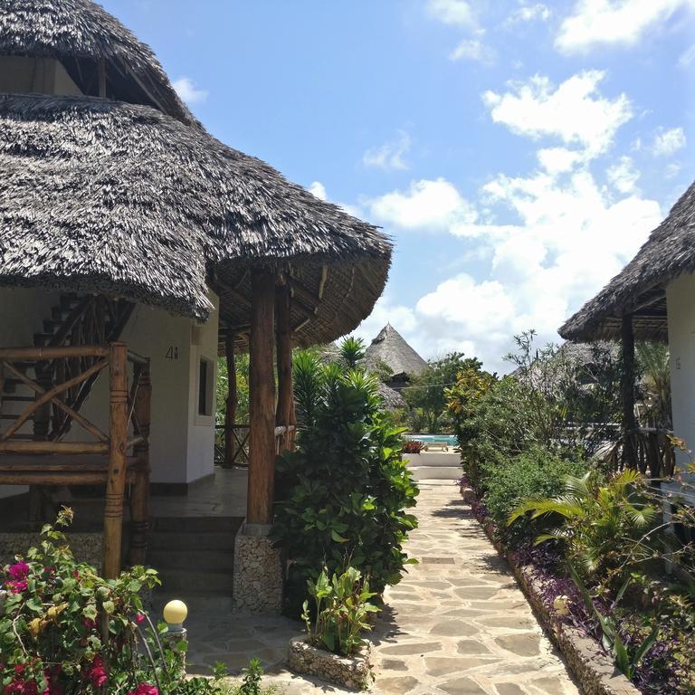 Malaika Beach Villas Малинди Екстериор снимка