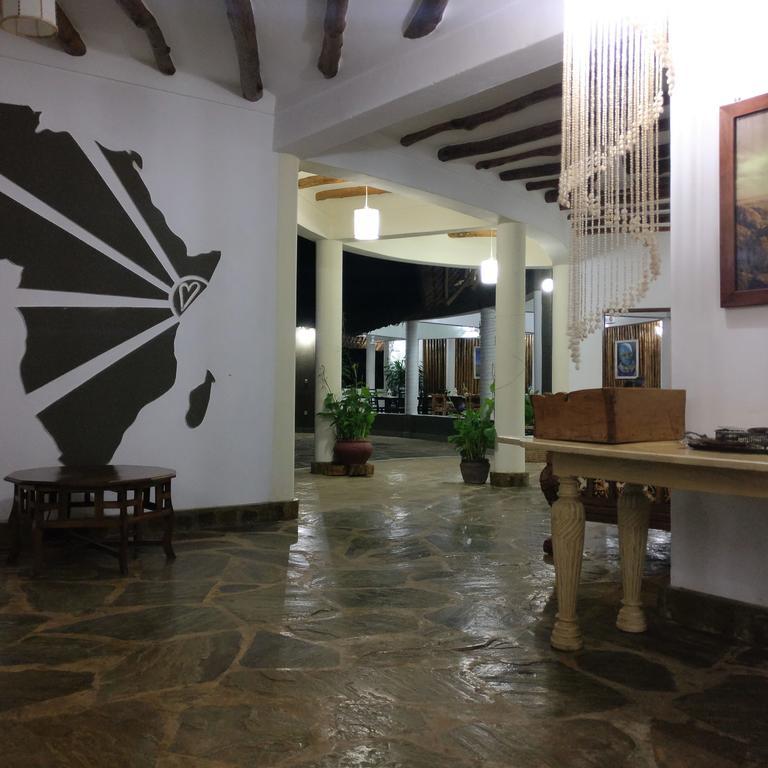 Malaika Beach Villas Малинди Екстериор снимка
