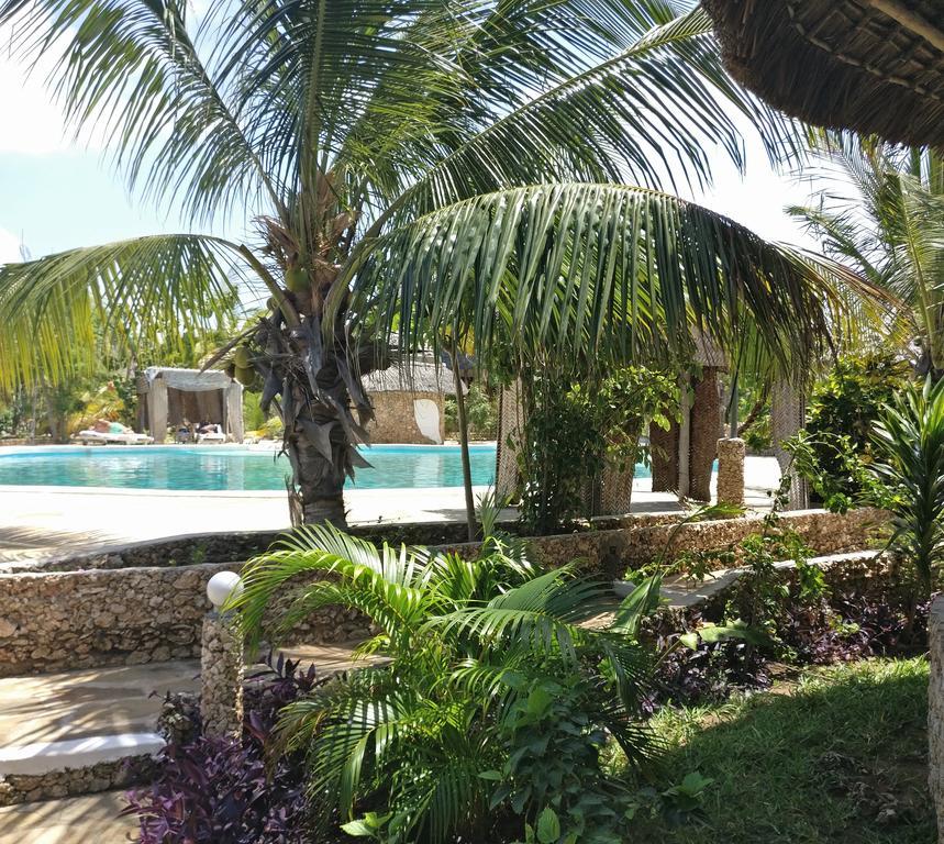 Malaika Beach Villas Малинди Екстериор снимка