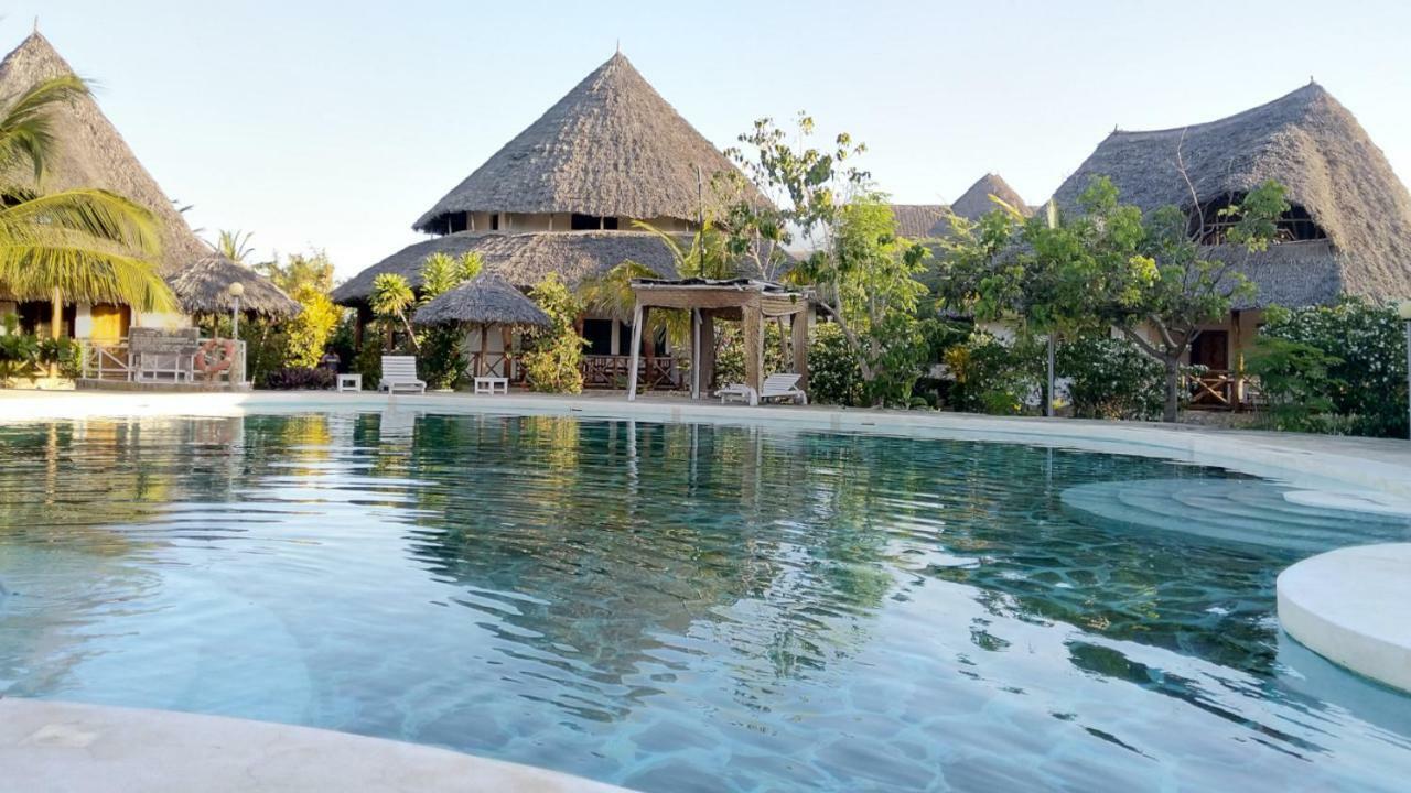 Malaika Beach Villas Малинди Екстериор снимка