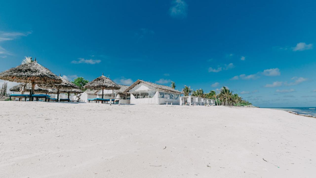 Malaika Beach Villas Малинди Екстериор снимка