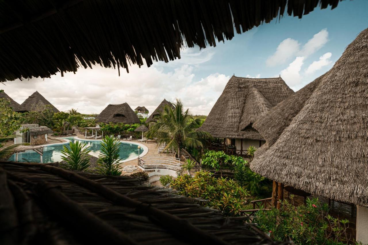Malaika Beach Villas Малинди Екстериор снимка