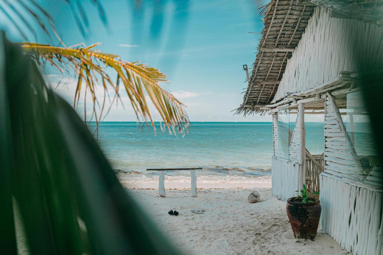 Malaika Beach Villas Малинди Екстериор снимка
