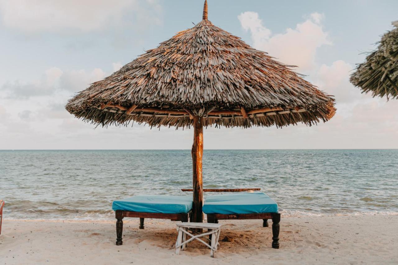 Malaika Beach Villas Малинди Екстериор снимка